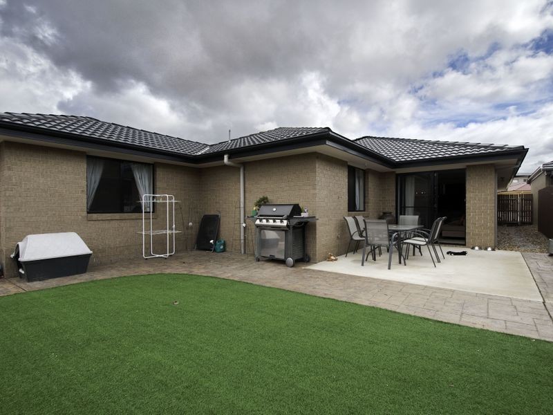 4 Dreyer Street, Franklin ACT 2913