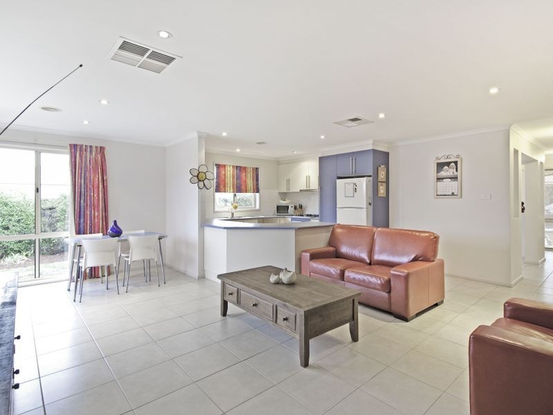 34 Simonetti Street, Dunlop ACT 2615