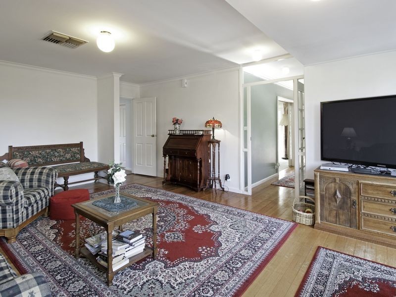 25 Mayo Street, Weetangera ACT 2614