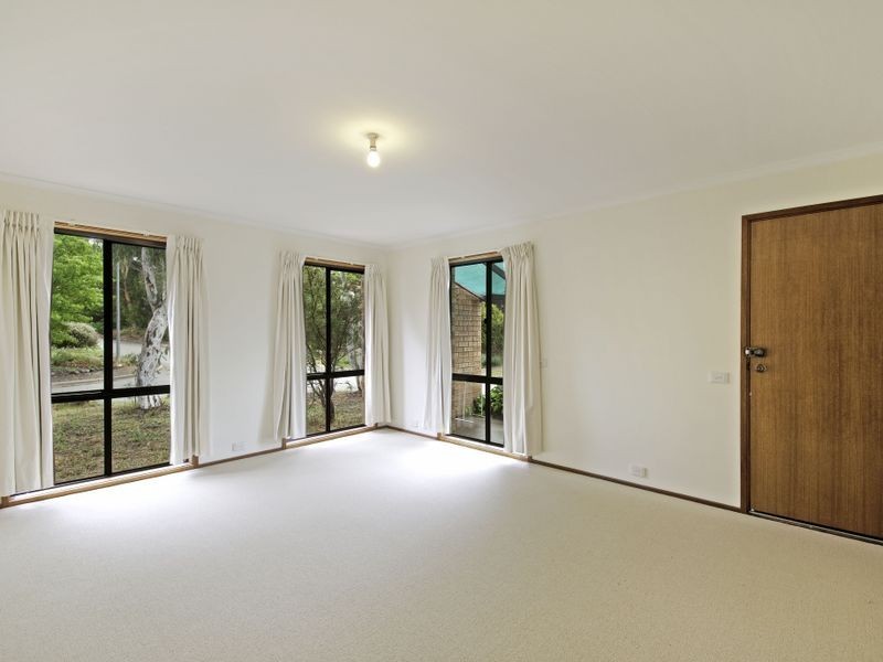1 Macvitie Place, Macquarie ACT 2614