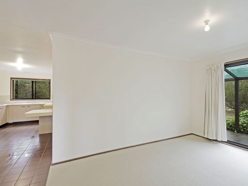 1 Macvitie Place, Macquarie ACT 2614