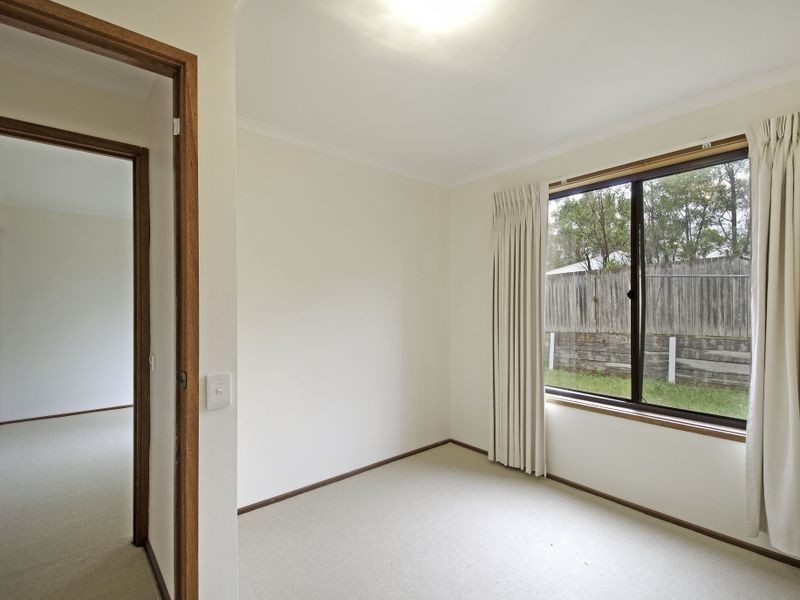 1 Macvitie Place, Macquarie ACT 2614