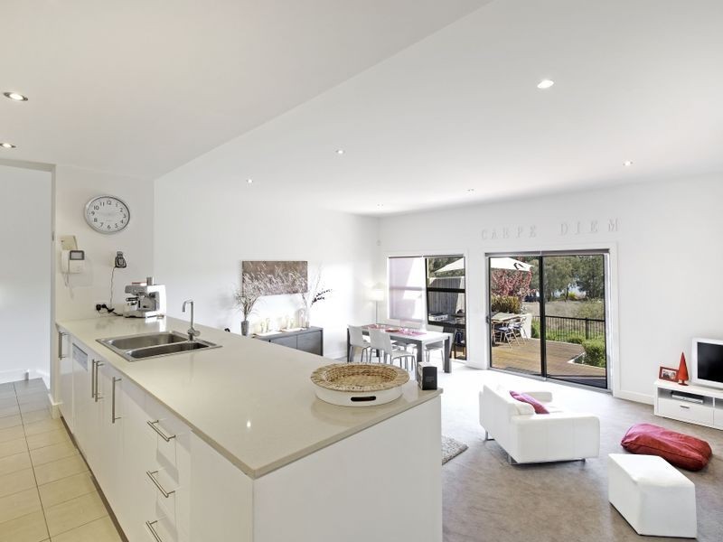 2/11 Joy Cummings Place, Belconnen ACT 2617