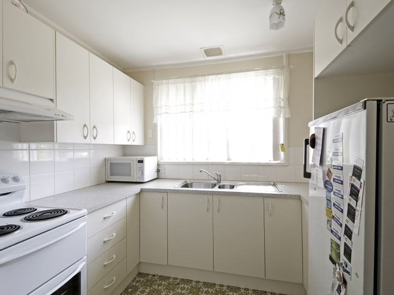 8 Bowling Place, Spence ACT 2615