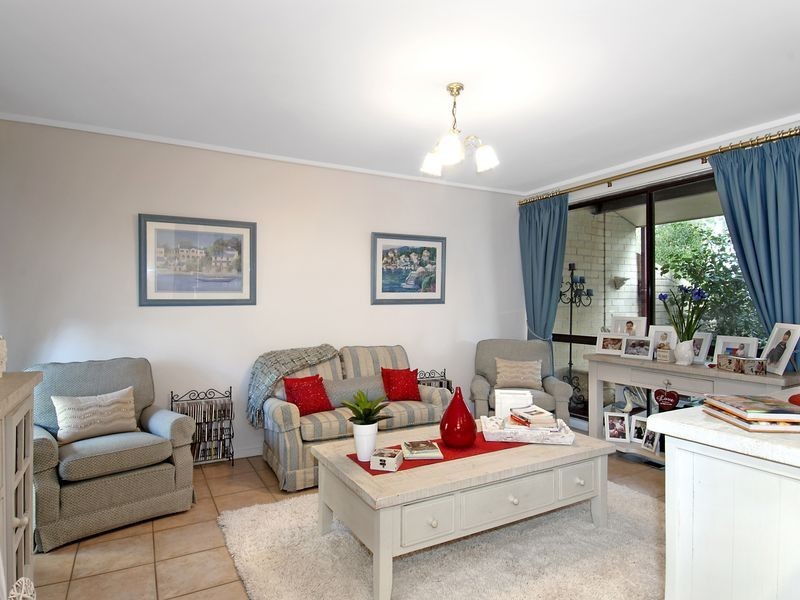 2 Packham Place, Charnwood ACT 2615