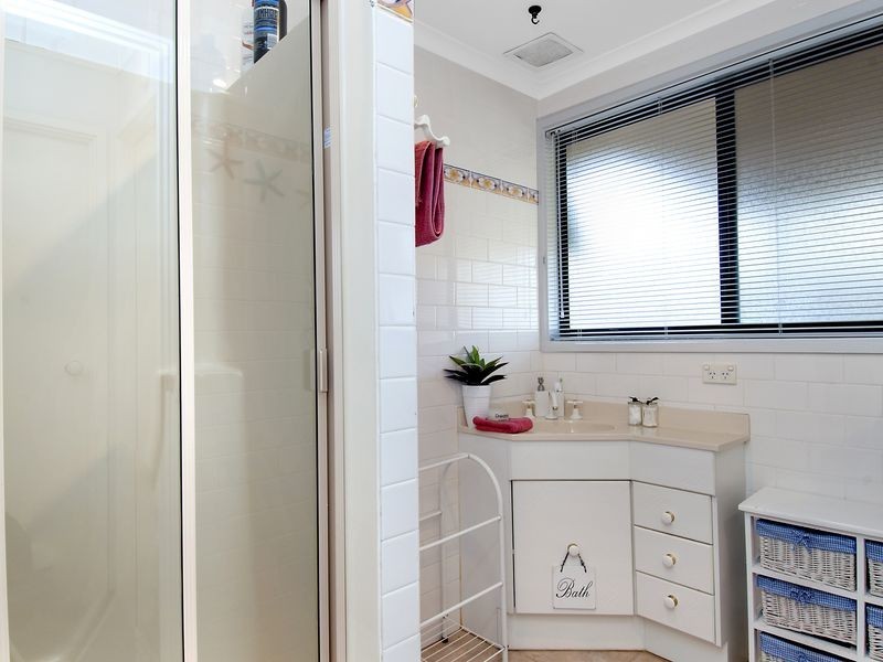 2 Packham Place, Charnwood ACT 2615