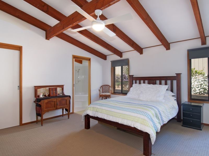 11 Dowthwaite Street, Fraser ACT 2615