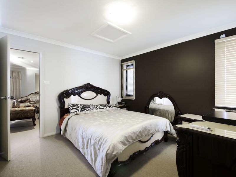 32 Polilight Street, Dunlop ACT 2615