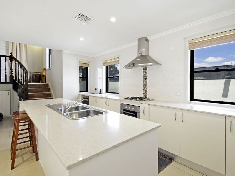 32 Polilight Street, Dunlop ACT 2615