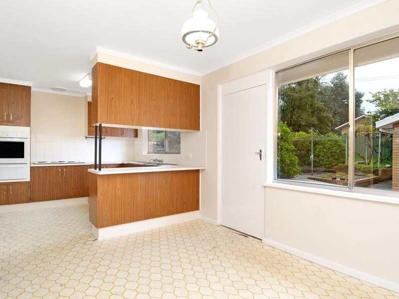 37 Grylls Crescent, Cook ACT 2614