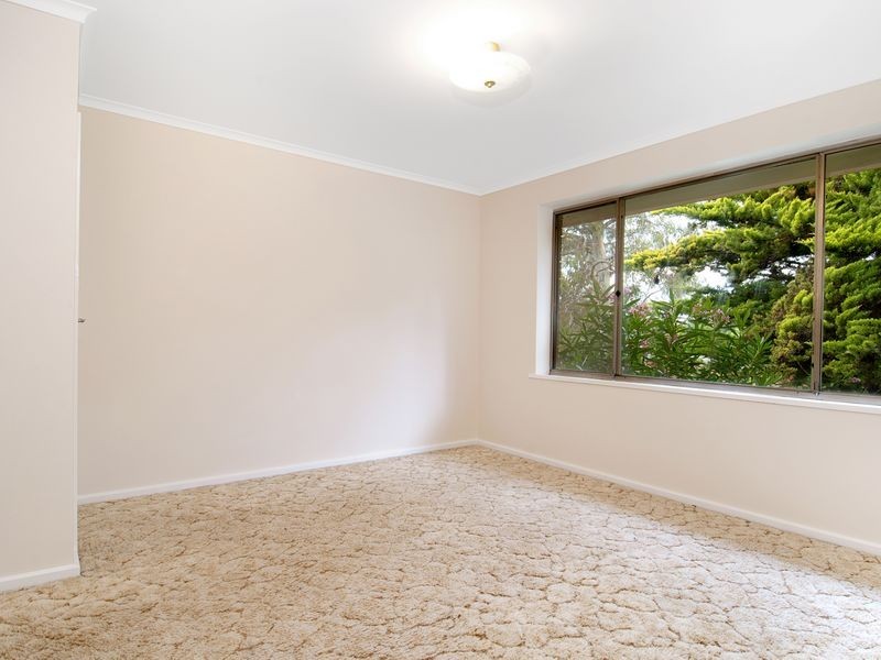 37 Grylls Crescent, Cook ACT 2614
