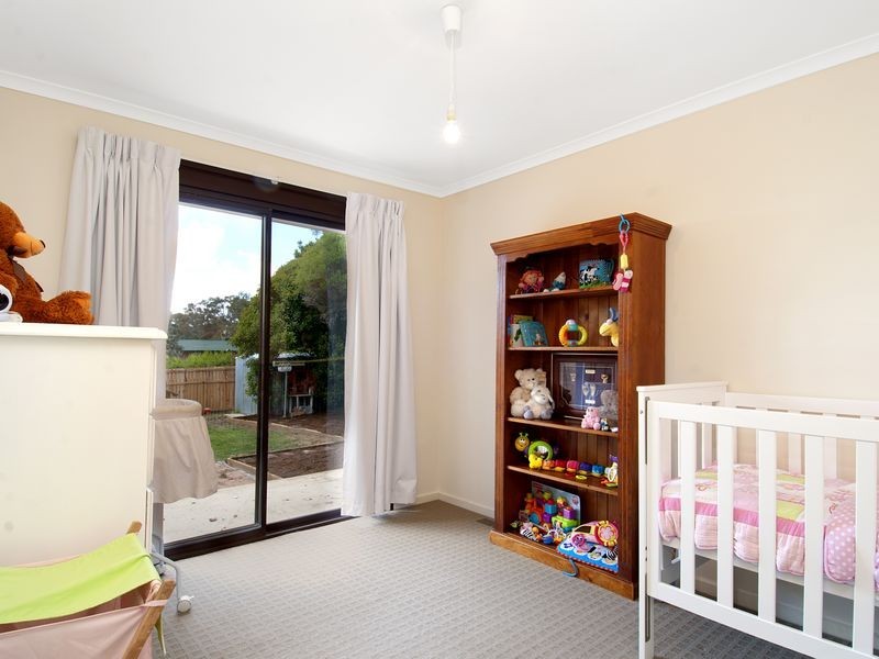 9 Stuckey Place, Charnwood ACT 2615