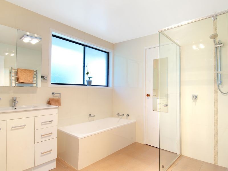 9 Stuckey Place, Charnwood ACT 2615