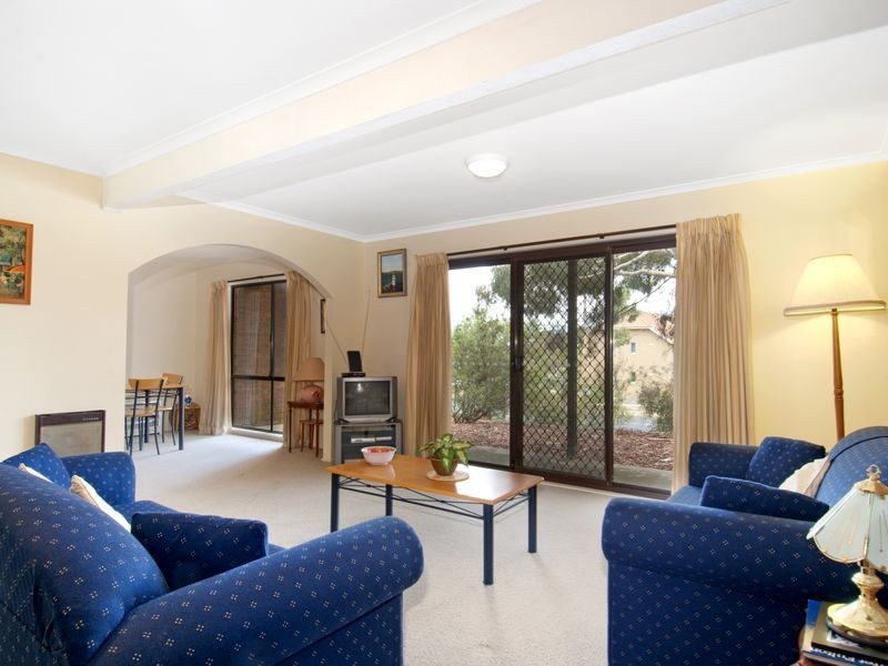 13/8 Walhallow Street, Hawker ACT 2614