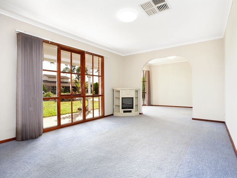 73 Herron Crescent, Latham ACT 2615