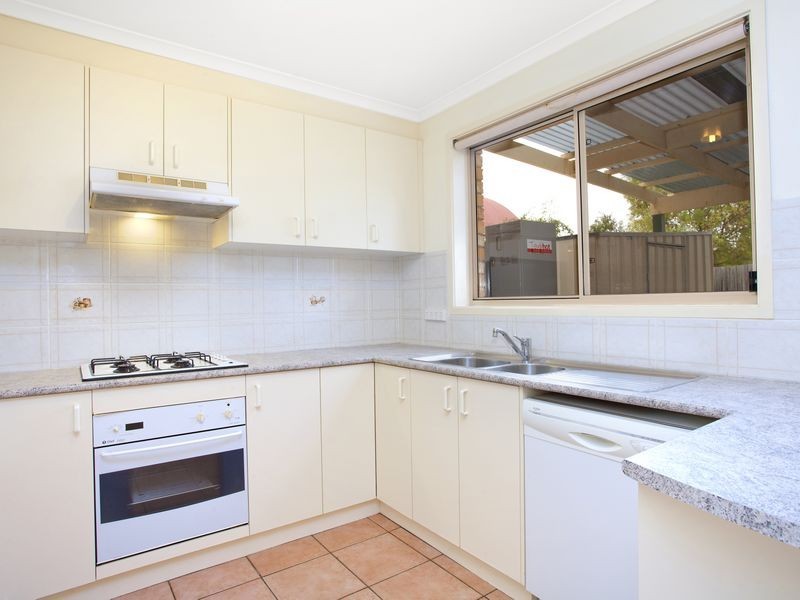 6 Yuranigh Court, Ngunnawal ACT 2913