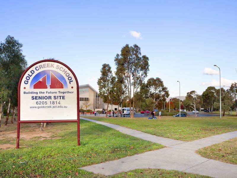 25 Lansdown Crescent, Casey ACT 2913