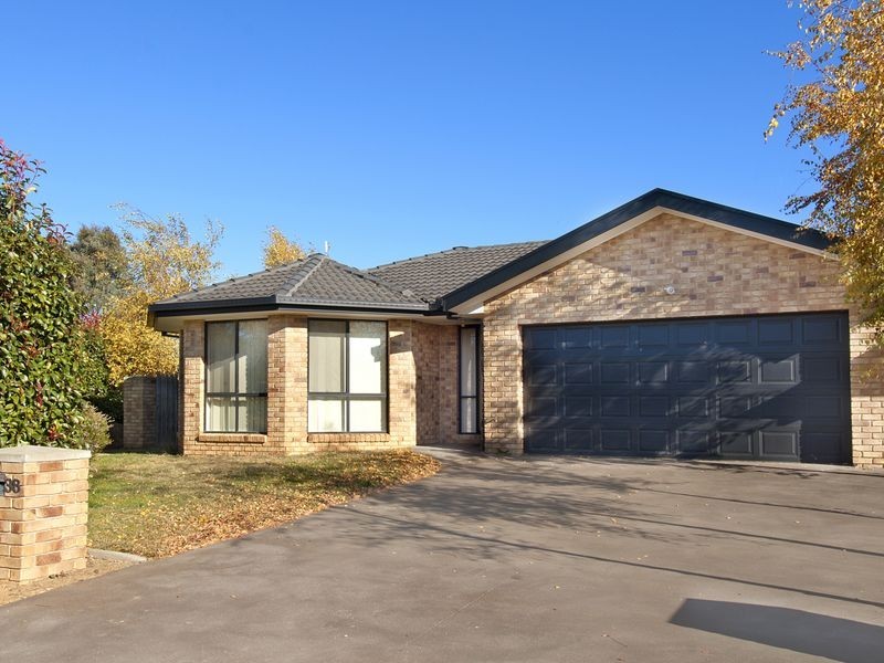 38 Shrivell Circuit, Dunlop ACT 2615