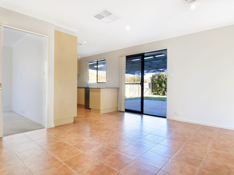 38 Shrivell Circuit, Dunlop ACT 2615