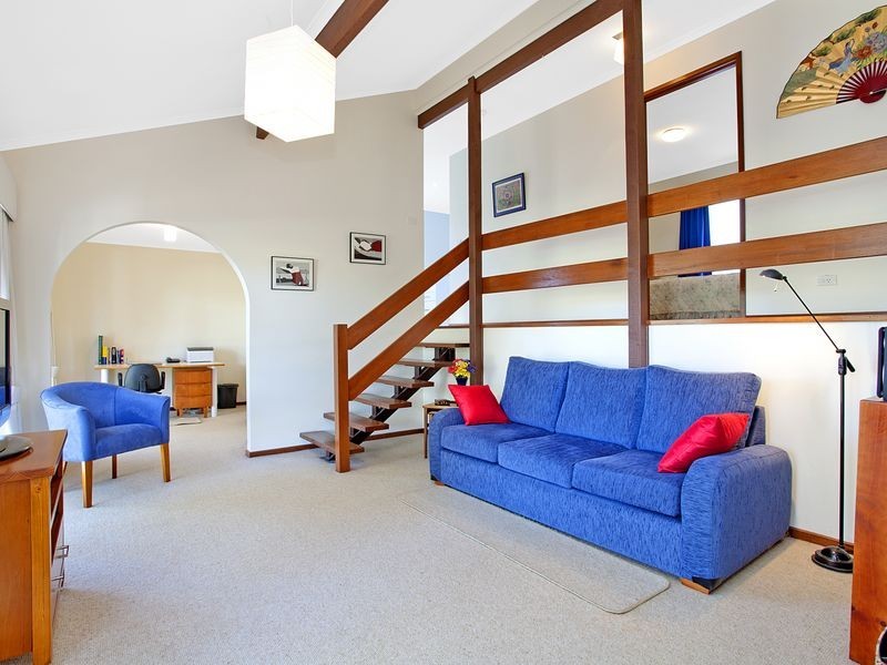 17 Moyes Crescent, Holt ACT 2615