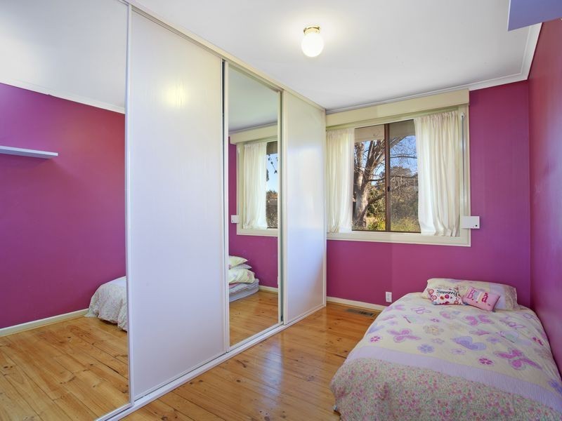 17 Brownless Street, Macgregor ACT 2615