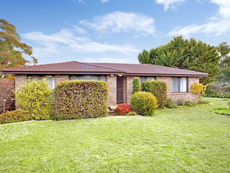 2 McIntyre Place, Charnwood ACT 2615
