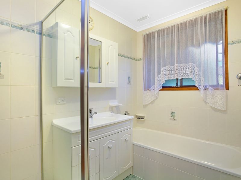 2 McIntyre Place, Charnwood ACT 2615