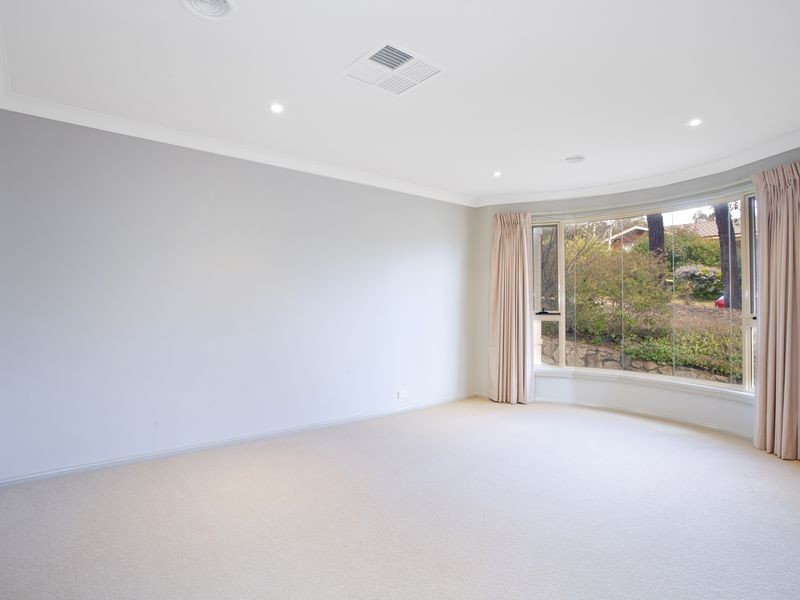 10 Lind Close, Fraser ACT 2615