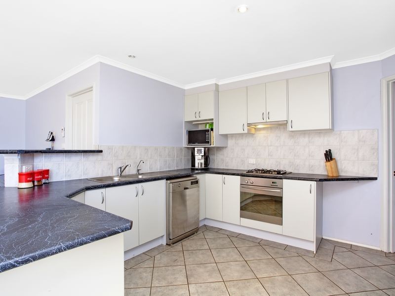 20 Dacomb Court, Dunlop ACT 2615