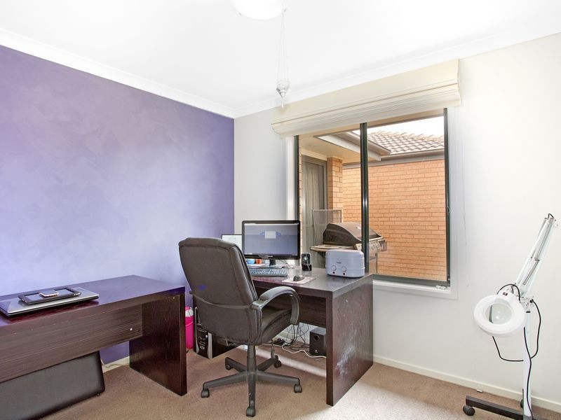 8 Ron Hoy Street, Macgregor ACT 2615