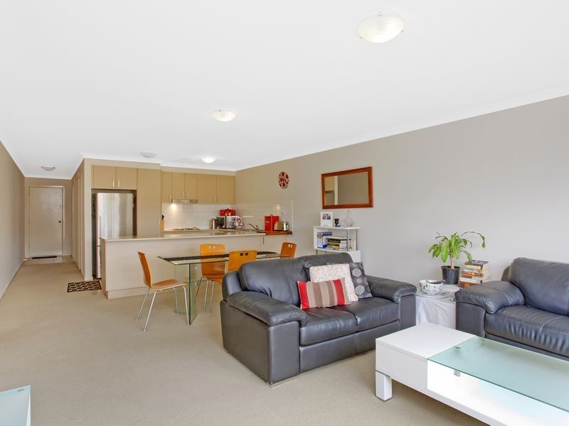 10/95 Eccles Circuit, Macgregor ACT 2615