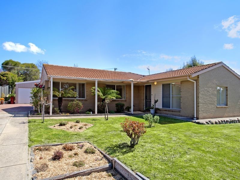 9 Clements Street, Florey ACT 2615