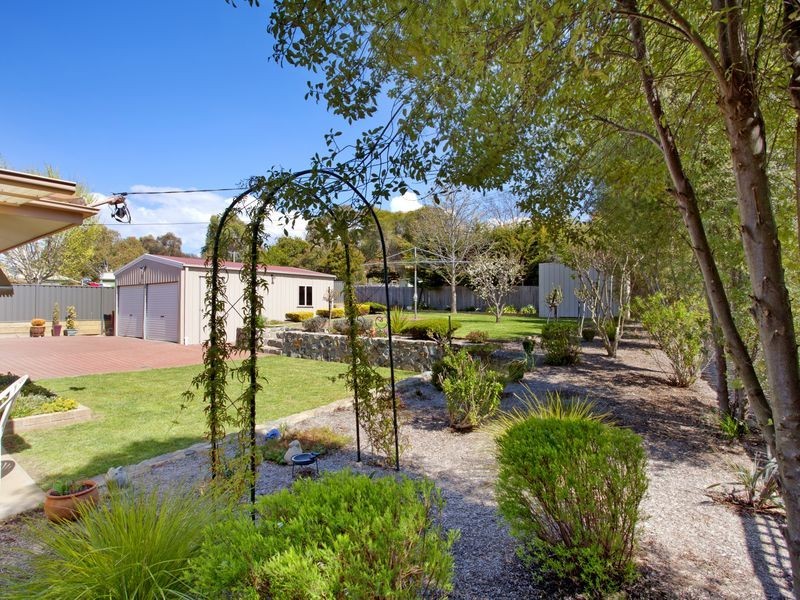 9 Clements Street, Florey ACT 2615