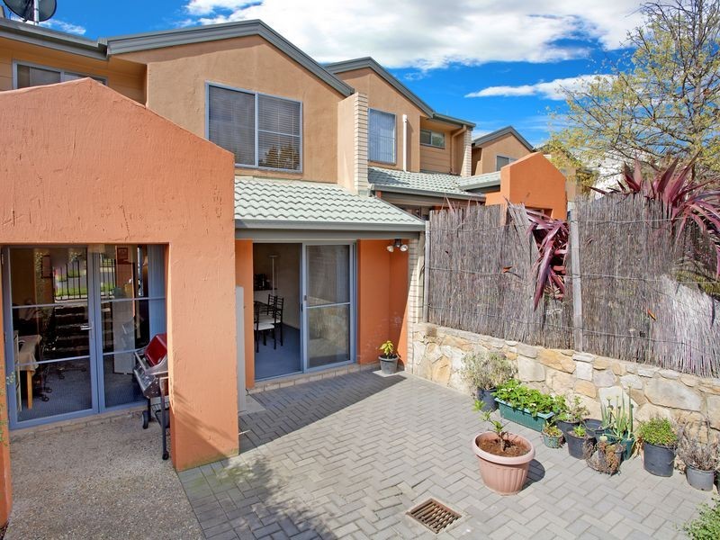 15/15 Wanliss Street, Latham ACT 2615