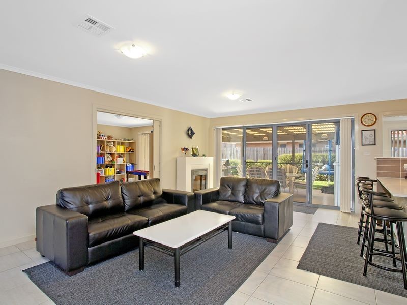 12 Elischer Street, Dunlop ACT 2615