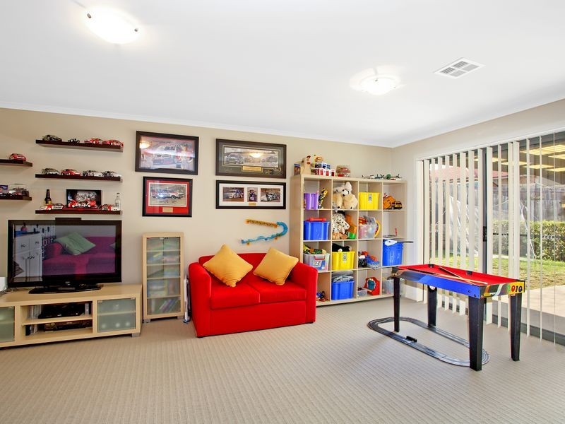 12 Elischer Street, Dunlop ACT 2615