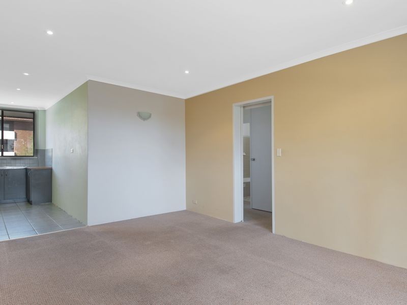 2/30 Springvale Drive, Hawker ACT 2614