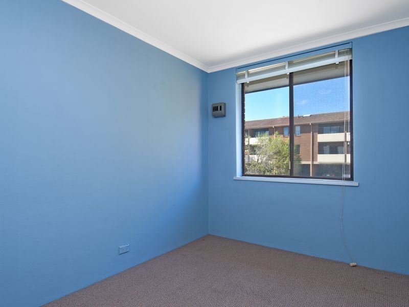 2/30 Springvale Drive, Hawker ACT 2614