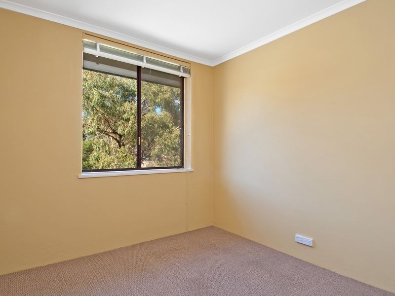 2/30 Springvale Drive, Hawker ACT 2614