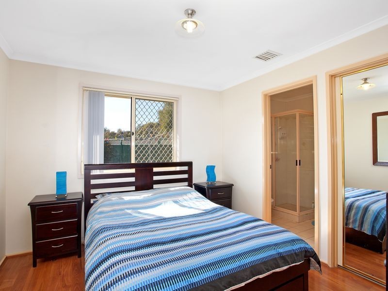 49 Thornhill Crescent, Dunlop ACT 2615