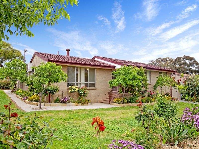 2 Luehmann Street, Page ACT 2614