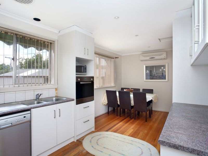 53 Brownless Street, Macgregor ACT 2615