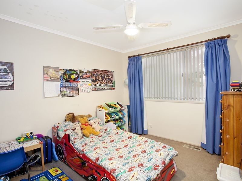 53 Brownless Street, Macgregor ACT 2615