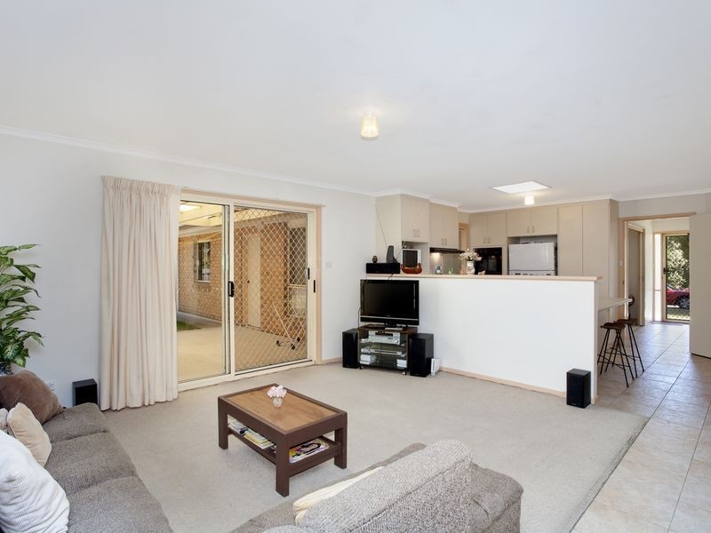 49 Buckmaster Crescent, Dunlop ACT 2615