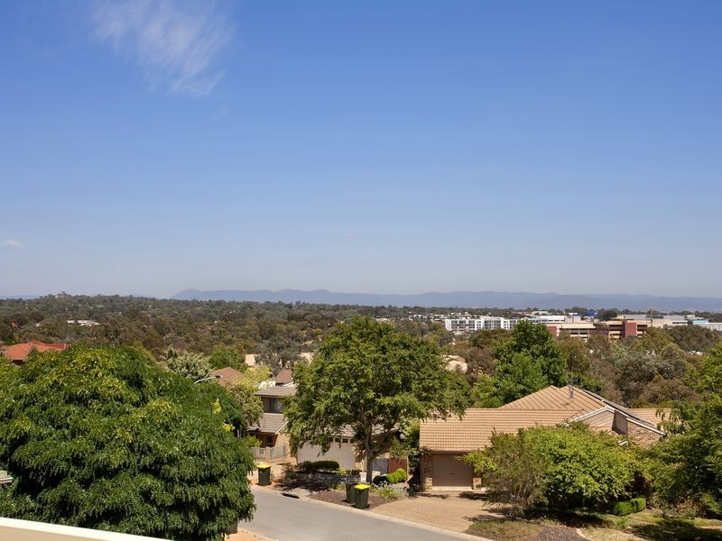 8 Hytten Place, Bruce ACT 2617