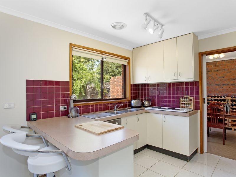 28 Summerville Crescent, Florey ACT 2615