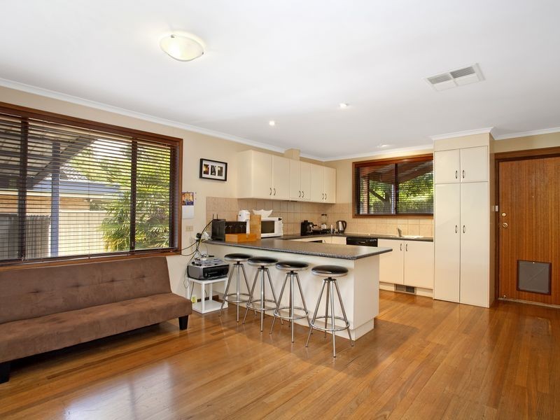 11 Kingham Place, Charnwood ACT 2615
