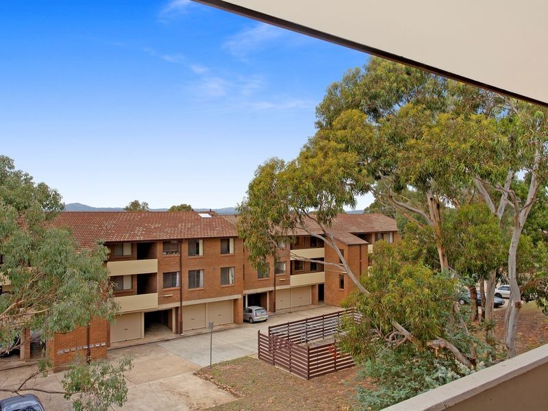 12/30 Springvale Drive, Hawker ACT 2614