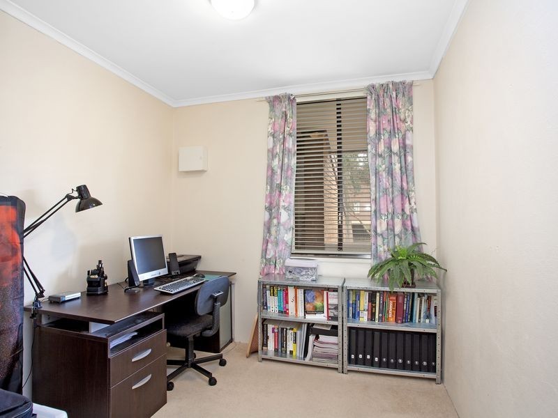 12/30 Springvale Drive, Hawker ACT 2614