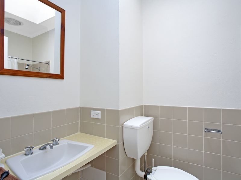 12/30 Springvale Drive, Hawker ACT 2614